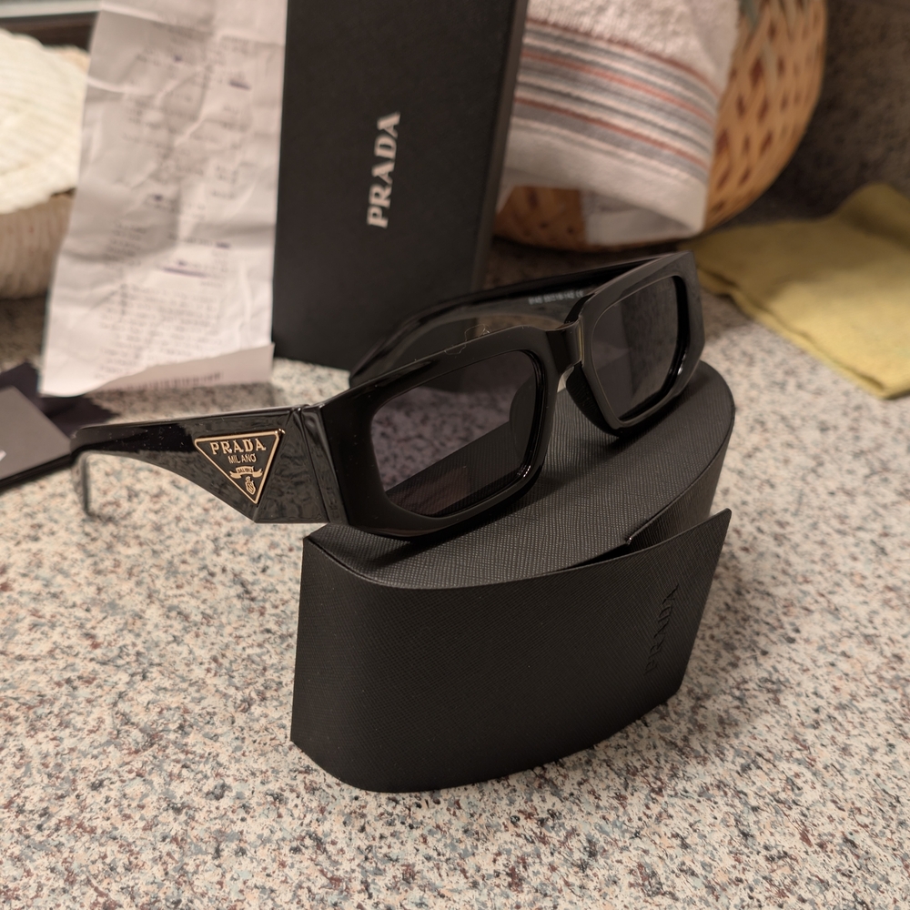 Prada PR 09ZS Sunglasses